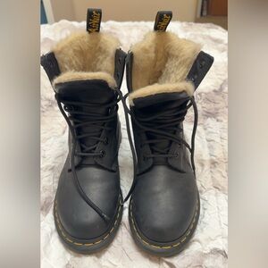 Women's Black Leather Boots with Fur Lining